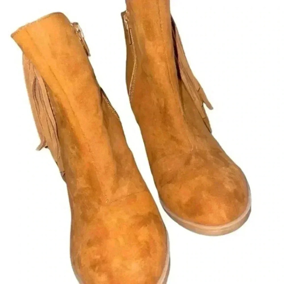 Brand New! Camel Colored Suede Ankle Boots w/ Tassels - Picture 5 of 11